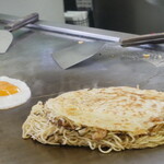 お好み焼・鉄板焼 栞 - 磯野麺　&　二黄卵