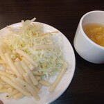 Yappari Suteki - サラダ・スープ・ご飯は食べ放題