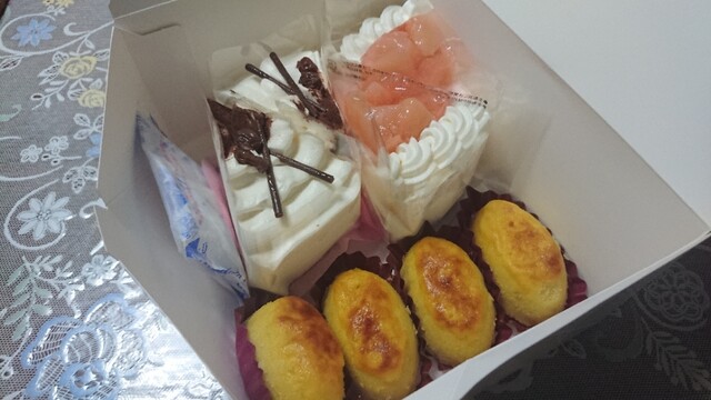 銀座コージーコーナー イオンスタイル御所野（GiNZA Cozy Corner） - 四ツ小屋（ケーキ）の写真