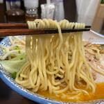 Menya Watowa - 中細麺。