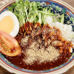 Honetsuki Karubi Tsuburaya - ビビン麺