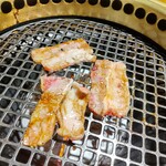 Yakiniku No Ba-Nzu - 