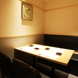 高揚感と特別感に胸を膨らませ、大切な方と語らう親密な個室