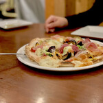 マタタビ食堂 - 季節のピザ