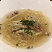 カントニーズ 燕 - 