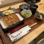 Unagi Kazoku - 