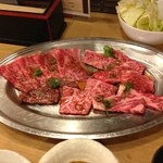 多来多来 - 上牛肉盛り合わせ