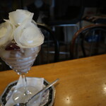 ヴァンヴェール珈琲 - 梨パフェ(800円)