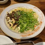 Jingisu Kan Yoderu - 豆乳坦々麺