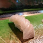 てっちゃん寿司 - カンパチ。