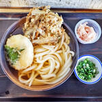 さぬき路 - かけうどん並ｗｉｔｈかき揚げ＆半月天