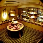 奥日光森のホテル - お土産コーナーもシックな雰囲気