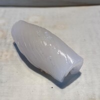 鮨m - 