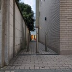 旬香 - 駅から→細道潜り→別世界☆