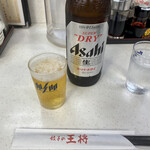 Gyouza No Oushou - 瓶ビール（大）¥528