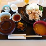 カントリークラブ ザ・レイクス レストラン - 唐揚げ定食