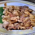 地鶏の元 - にんにく醤油をかけて。