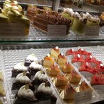 パティスリー ル・プティブルー - 