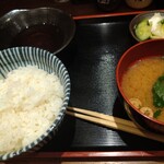 天ぷらとワイン 大塩 - 天つゆ、ご飯、お味噌汁、漬物