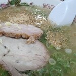 江ちゃんラーメン - 胡麻が素敵(-ω☆)ｷﾗﾘ