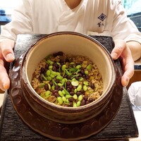 赤坂 菊乃井 - ⚫【御飯】「鯛萩御飯　甘栗　小豆　枝豆　三つ葉」