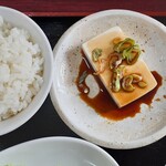大華 - 小ライス＆冷奴