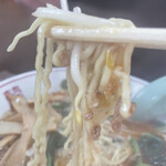 勇華 - 坦々麺、麺リフト