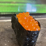 三郎寿司 - イクラ