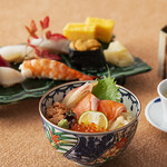 Umihiko - にぎり鮨と秋鮭丼