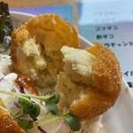 お食事処 ひぜん - 衣サクサク、ポテトホクホク。