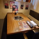 Gyuu kaku - 案内されたテーブル席