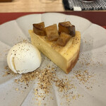 BISTROT REGAL - さつまいものベークドチーズケーキ