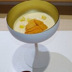 鮨 子都菜 - とうもろこしのスープ、バフンウニ