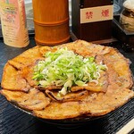 草津亭 - 十勝風豚丼 大盛り  カルビﾁｮｲｽ