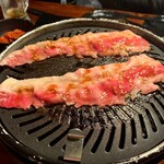 完全個室 焼肉食べ放題 牛牛 パラダイス 三宮 - カルビ