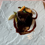 かみくら - 主菜(肉料理)：牛ほほ肉の煮込み