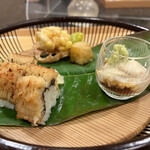 三友居 - 焼きハモ寿司