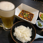 中国四川麺飯店 一燈 - 麻婆豆腐定食¥1200と生ビール¥650?