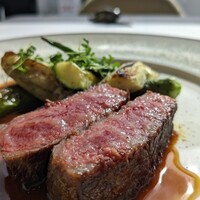 ベージュ アラン・デュカス 東京 - 