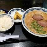 博多麺房 赤のれん - 