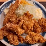 とんかつかつ饗 - エビフライ、唐揚げ、カキフライ