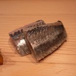 鮨処 つく田 - 酢〆のイワシ