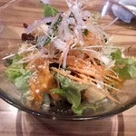 サラダ、有機・無農薬栽培の野菜だそうです。