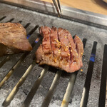 精肉卸問屋直営焼肉店 牛次郎 - 