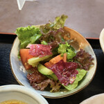 季節料理　大路 - サラダは新鮮でシャキシャキでした。