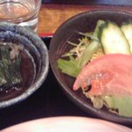 食事処 小阿仁 - 小鉢と生野菜