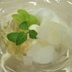 イタリアンレストラン Zucca - シャインマスカットのパフェ仕立て