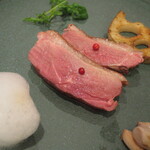 イタリアンレストラン Zucca - 蓮根と茹で落花生をそえて