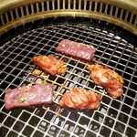 一頭 - お一人さま焼肉ジュウ～