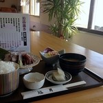 冠月 - 【日高産】たこ刺身定食 1,000円
